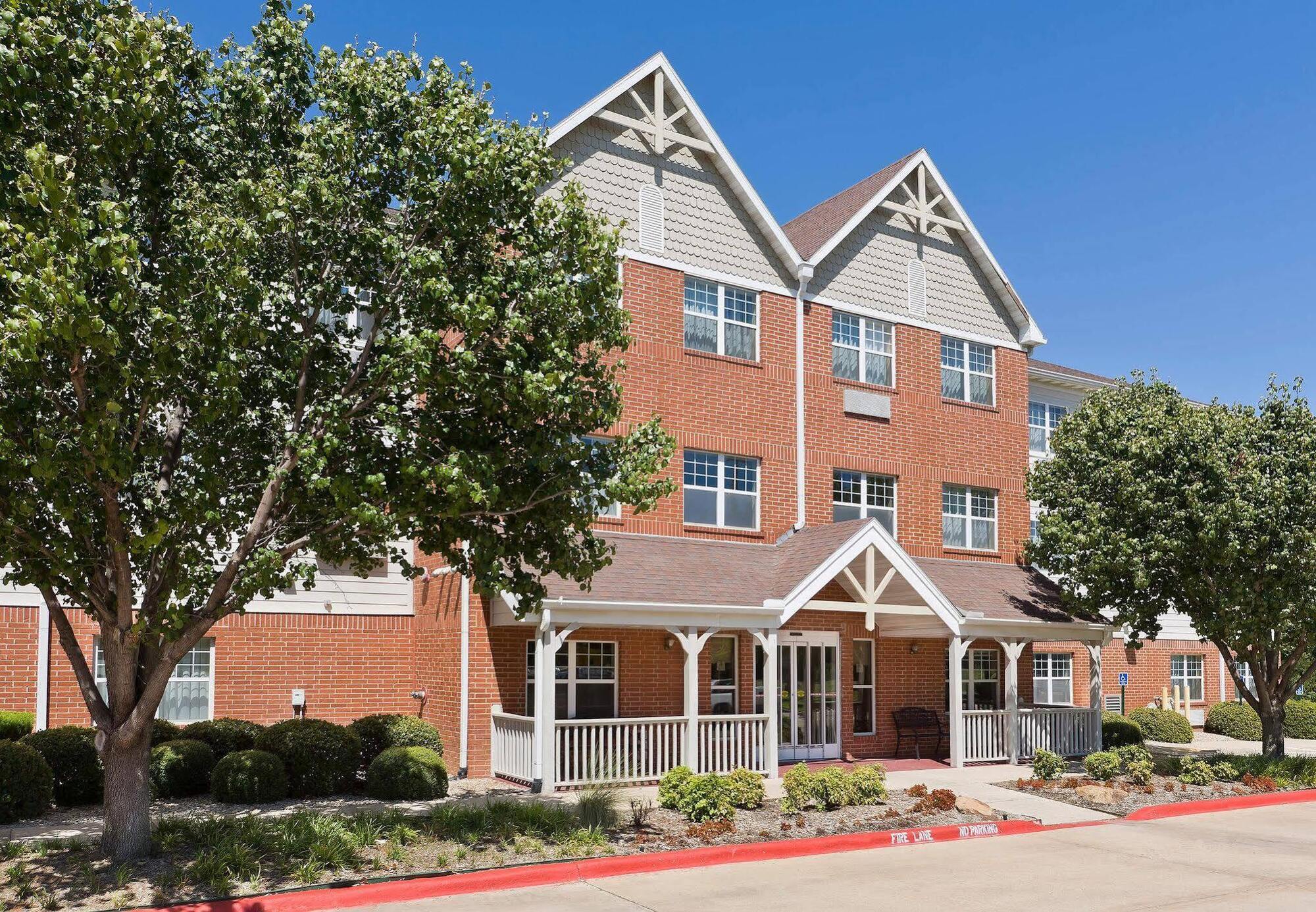 Towneplace Suites By Marriott Dallas Bedford Exterior foto